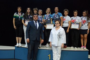 «Оренбургская сударыня» собрала на спортивной площадке 28 команд